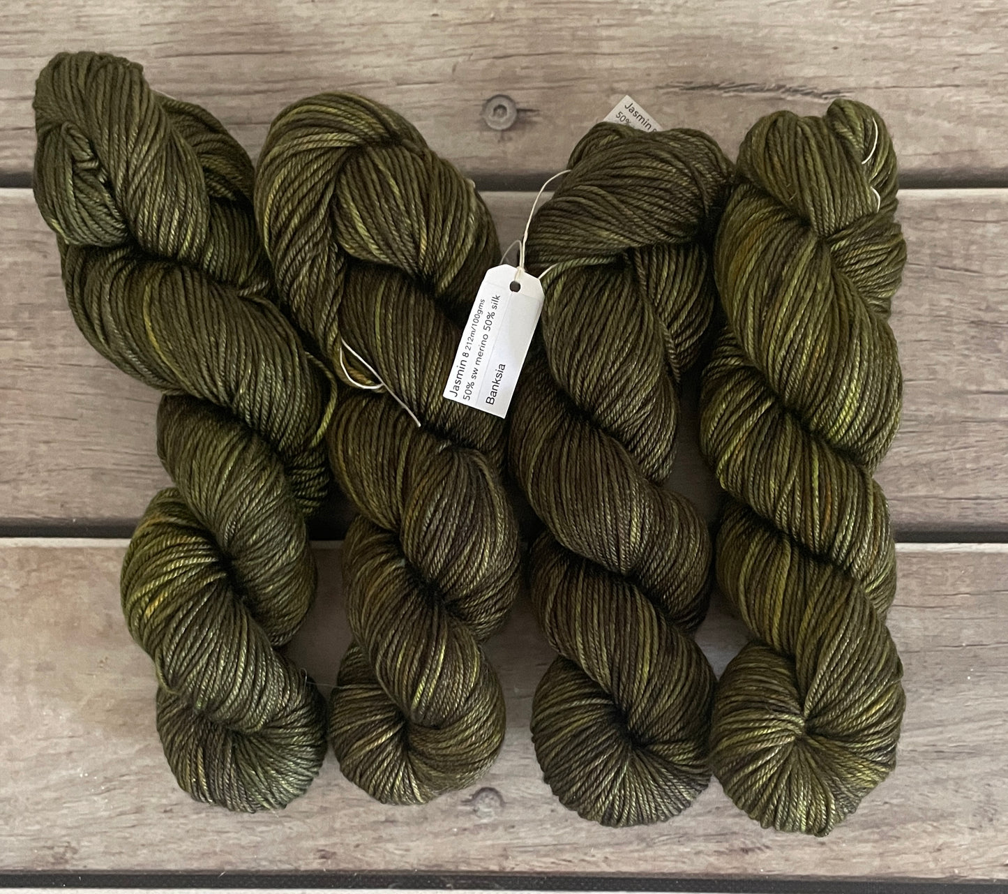 Banksia - silk/merino - 8 Ply/DK - Jasmine 8