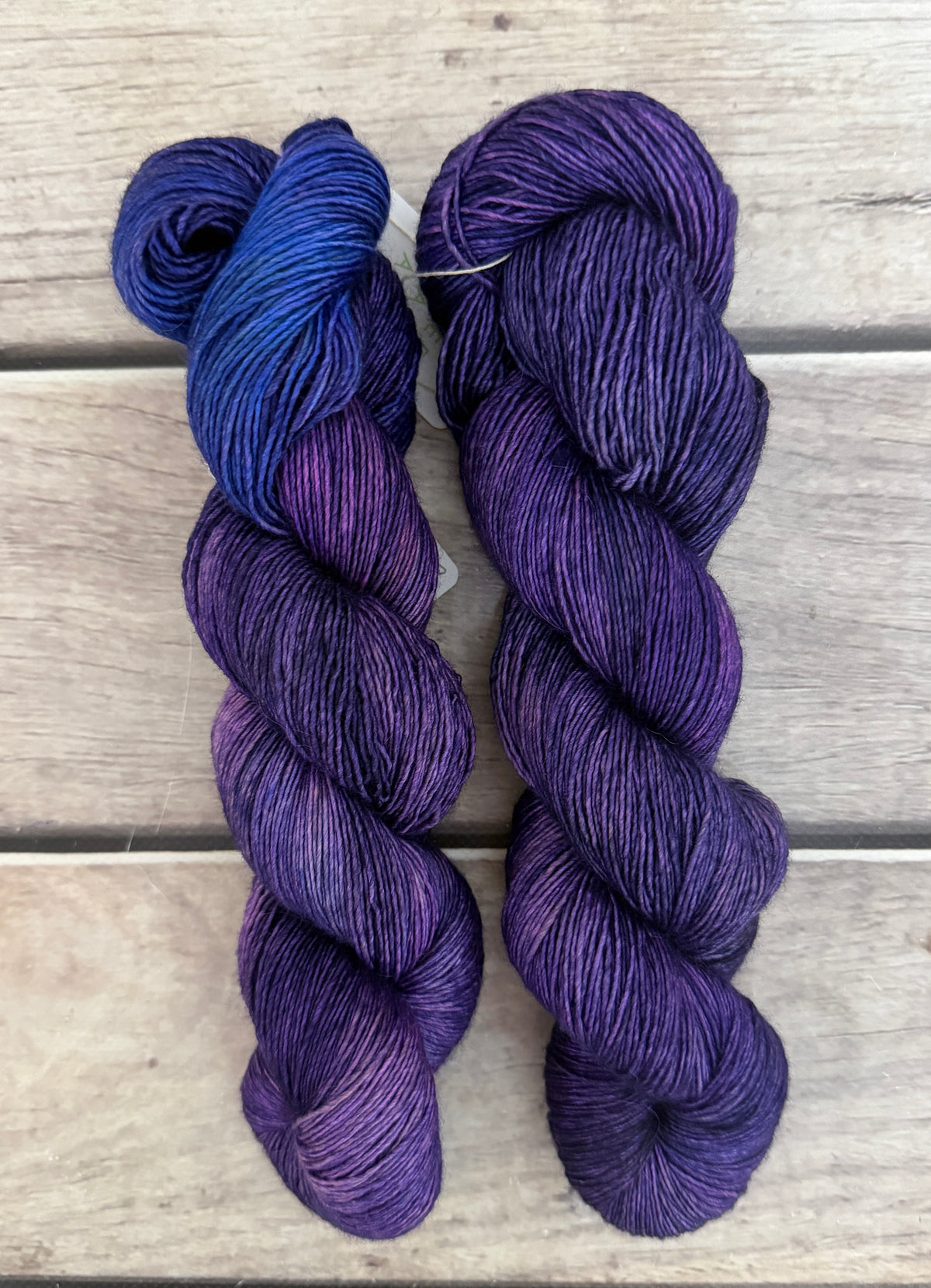 Electric Storm - Merino and Silk 4 ply single - Osmanthus