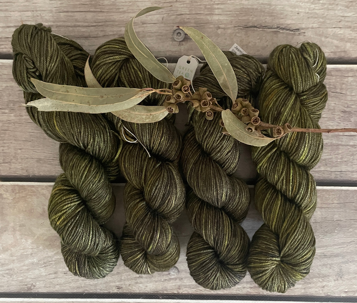 Banksia - silk/merino - 8 Ply/DK - Jasmine 8