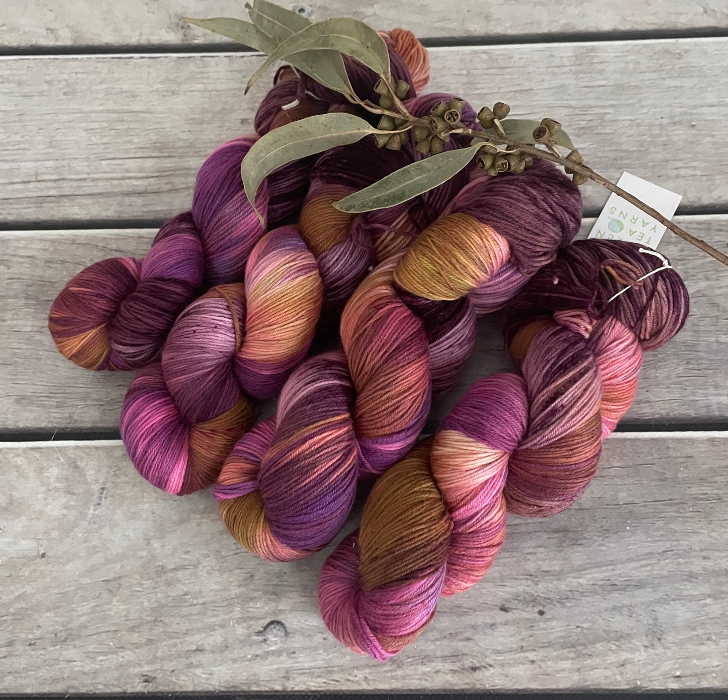 Hurdy Gurdy ooak - sock yarn in merino and nylon - Darjeeling