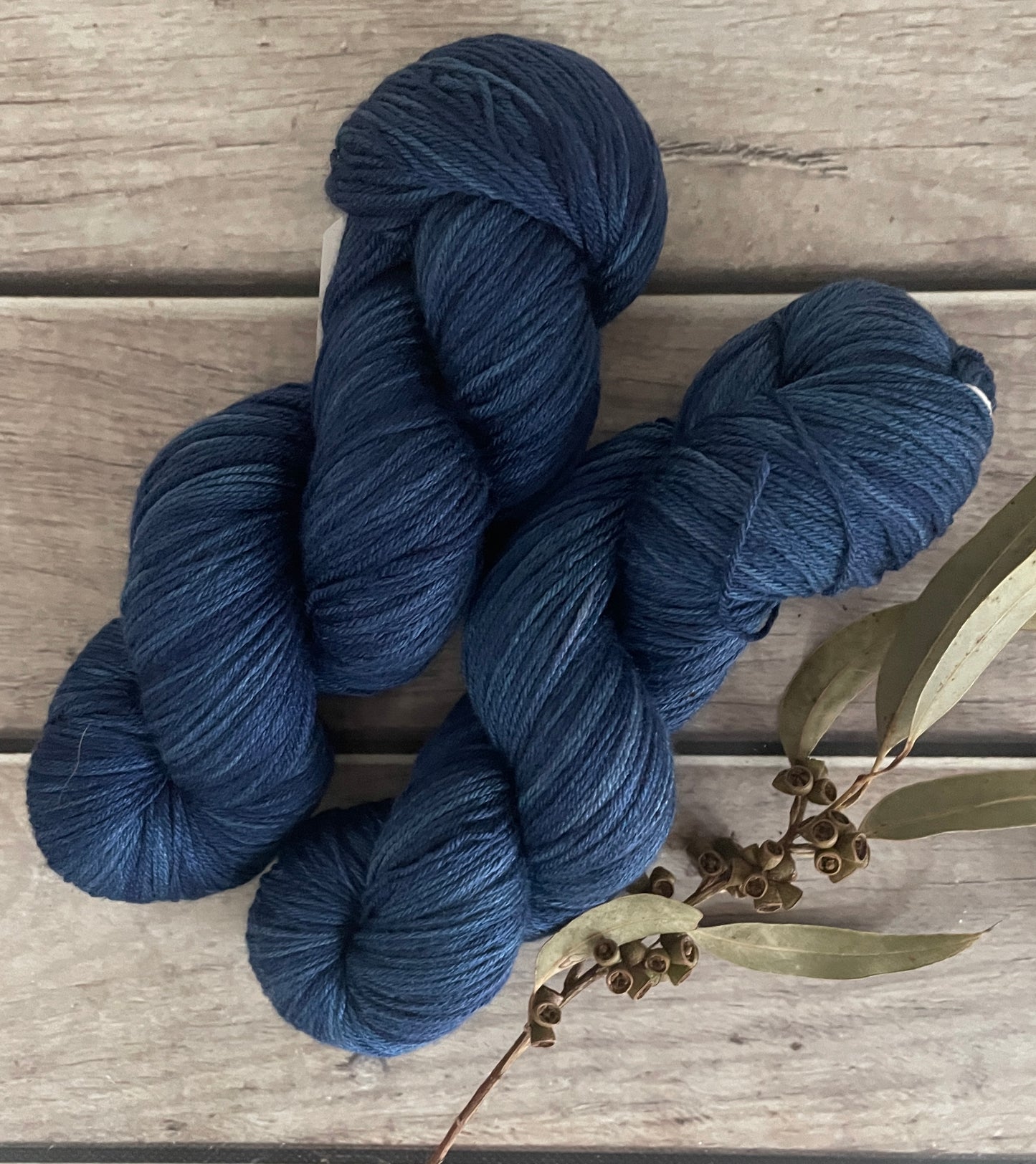 April Blues - Merino/silk - 4 Ply/Fingering - Jasmine