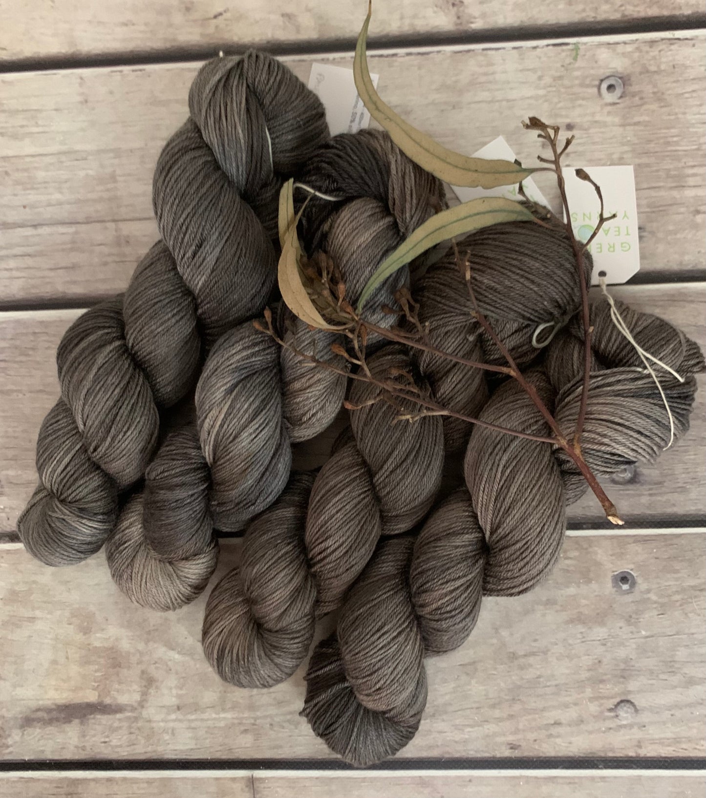 Pale Peat - 4ply/fingering - silk and merino - Jasmin 4