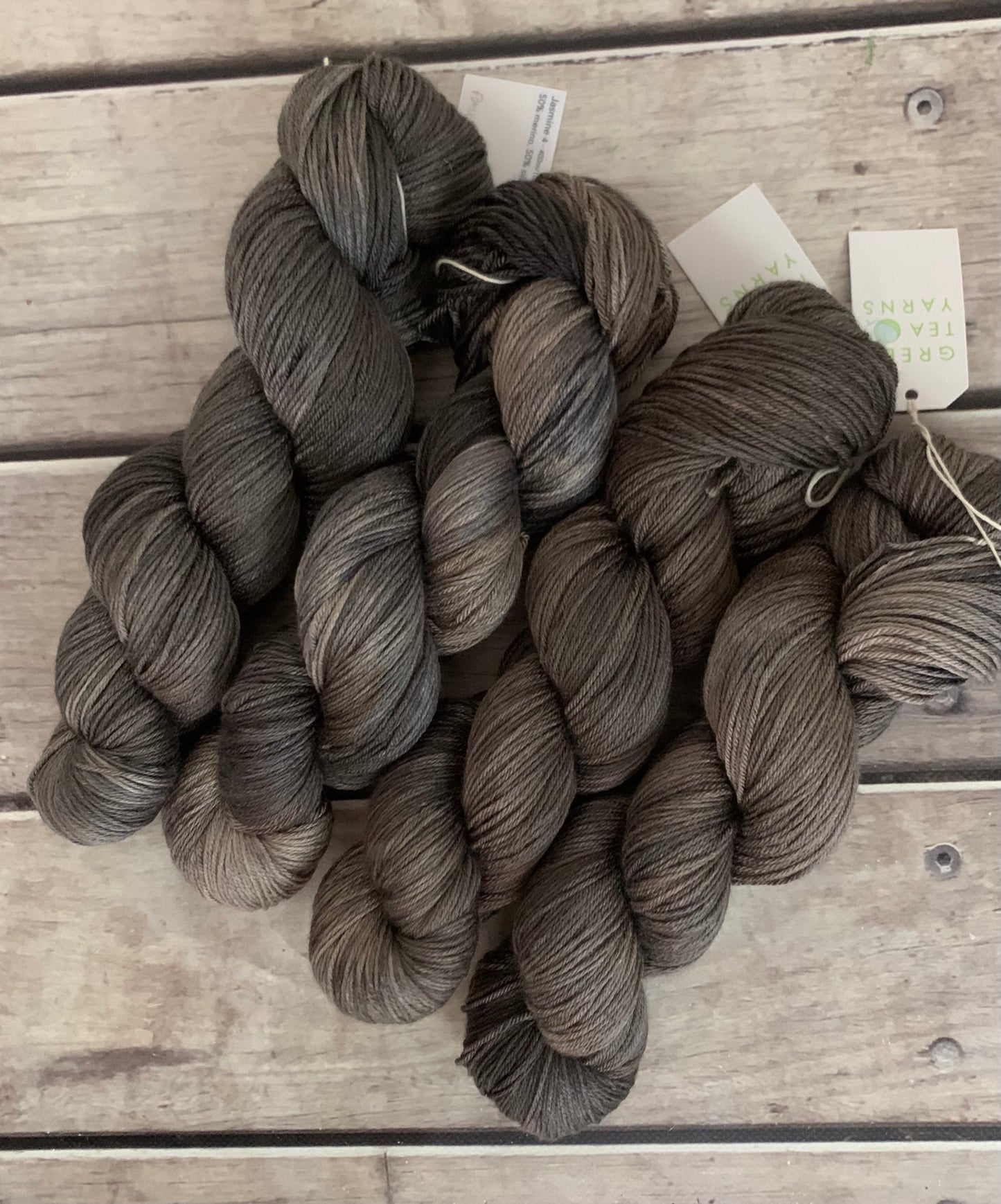 Pale Peat - 4ply/fingering - silk and merino - Jasmin 4