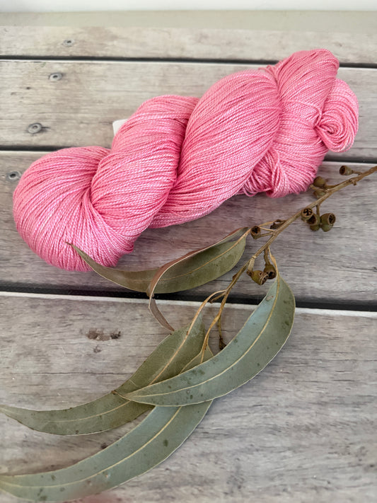 Rose Blush - 4 ply in pure Mulberry silk - Ginseng f