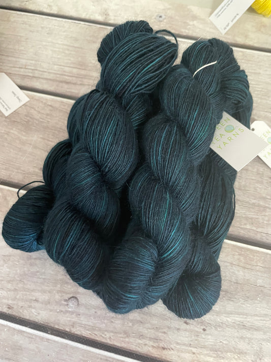 Deep Seas - 4 Ply merino/mohair - Peppermint