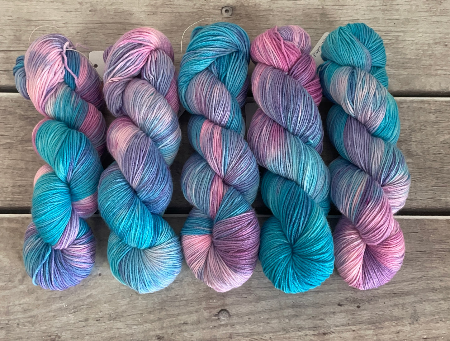 Fairy Dance ooak - sock yarn in merino and nylon - Darjeeling 4