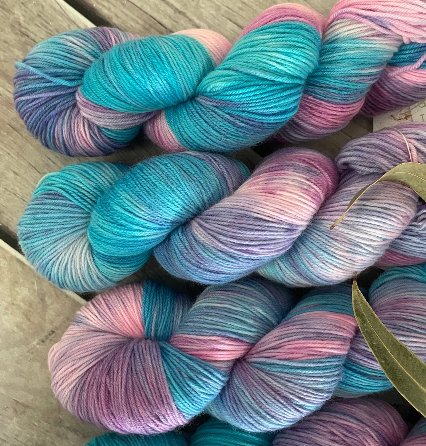 Fairy Dance ooak - sock yarn in merino and nylon - Darjeeling 4