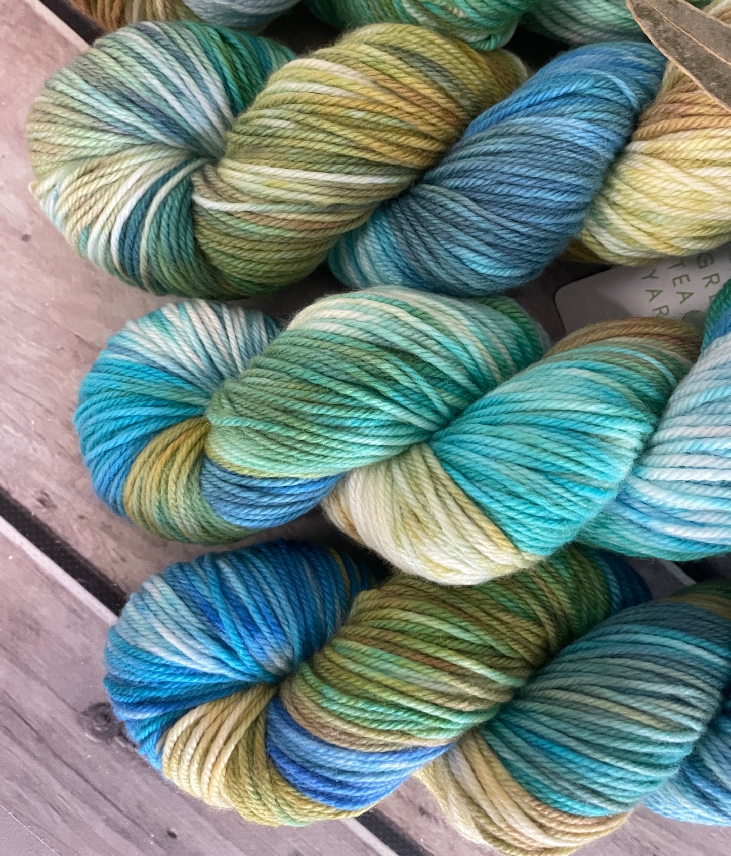 Sunny Days ooak - Darjeeling DK sock yarn - 8 ply