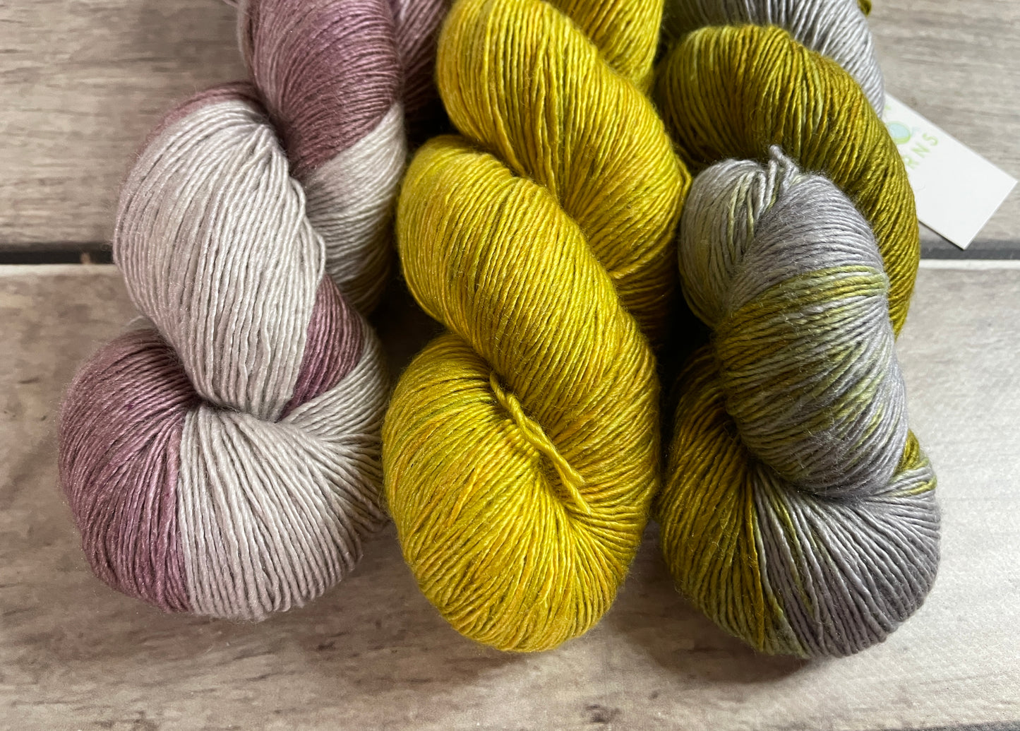 Silvereye - 3 skein set - 4 ply single/Osmanthus