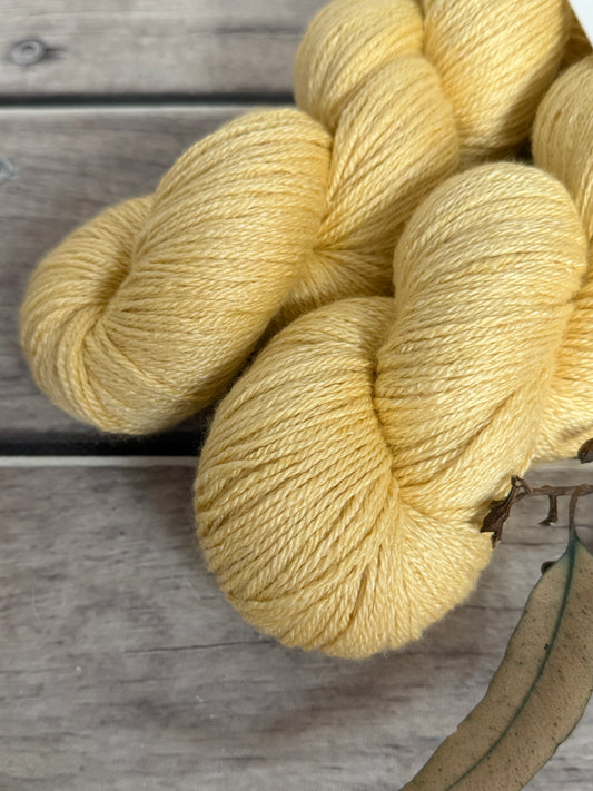 Rich Buttercream ooak - 4 ply in silk and merino - White Cloud
