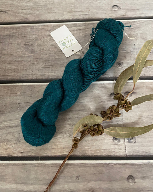 Vintage Button - 3 ply pure silk yarn - Ginseng hl