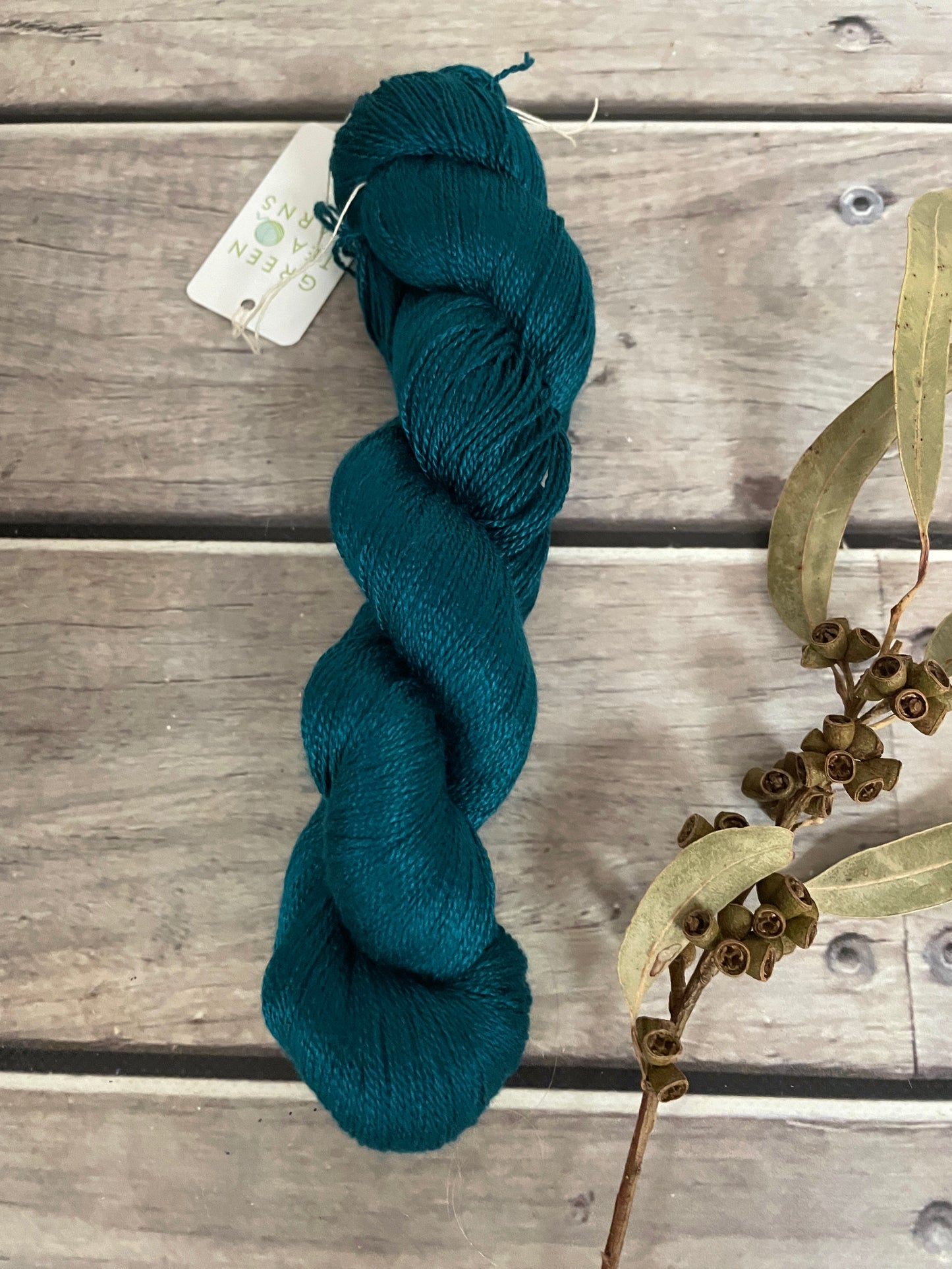 Vintage Button - 3 ply pure silk yarn - Ginseng hl