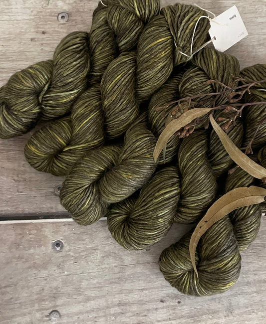 Banksia - 10 ply merino/silk singles - Peach