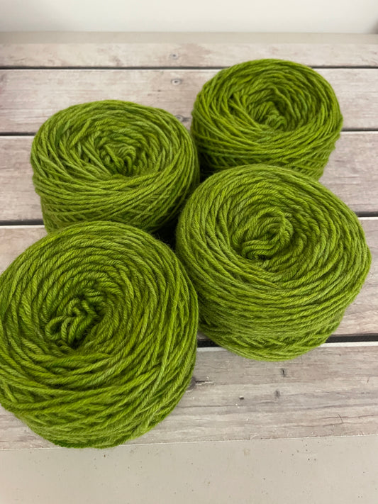 Spring Leaf - merino/possom - 8 ply - Kawa Kawa 8