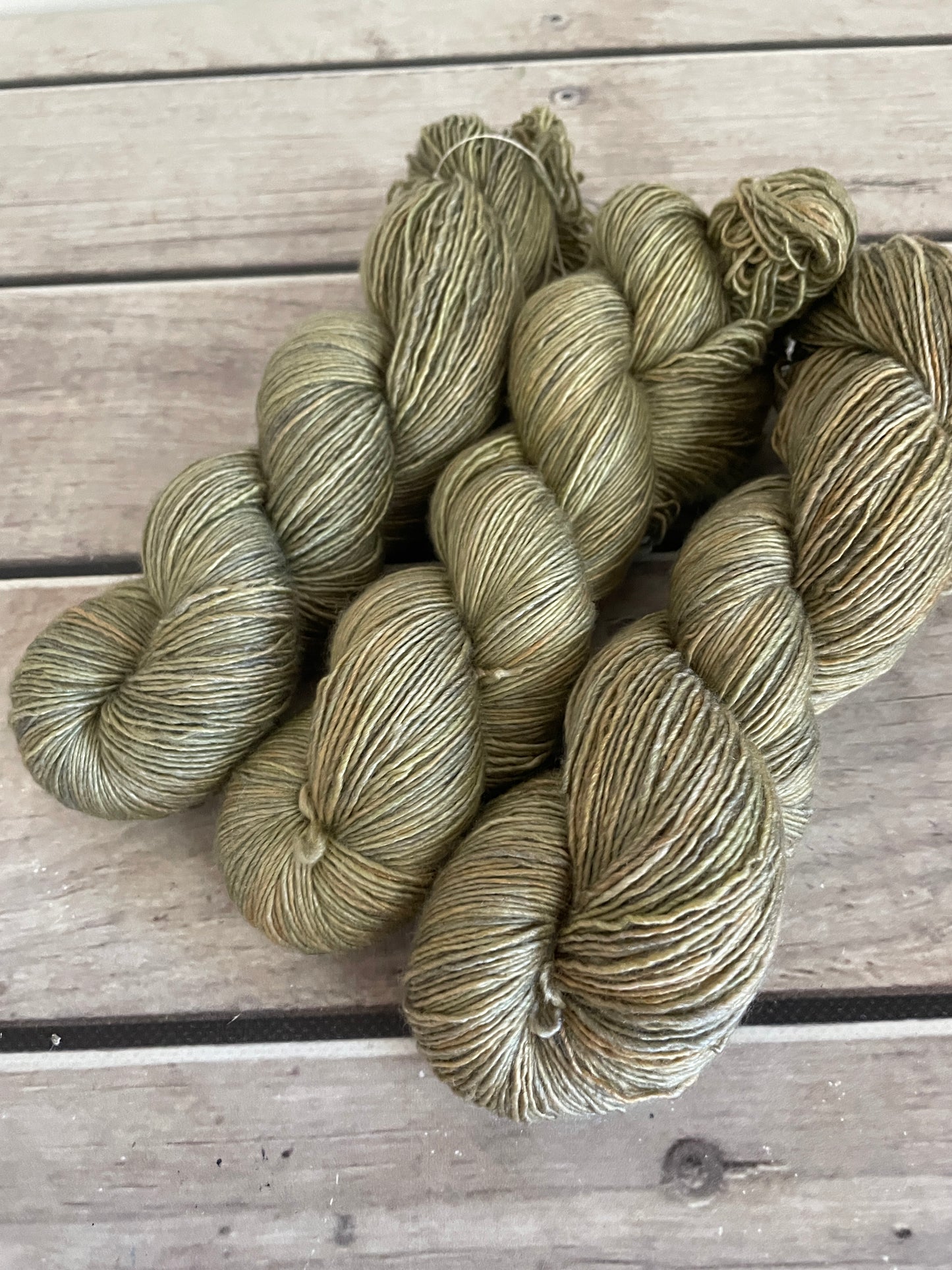 Native Sage on Merino and Silk 4 ply single - Osmanthus