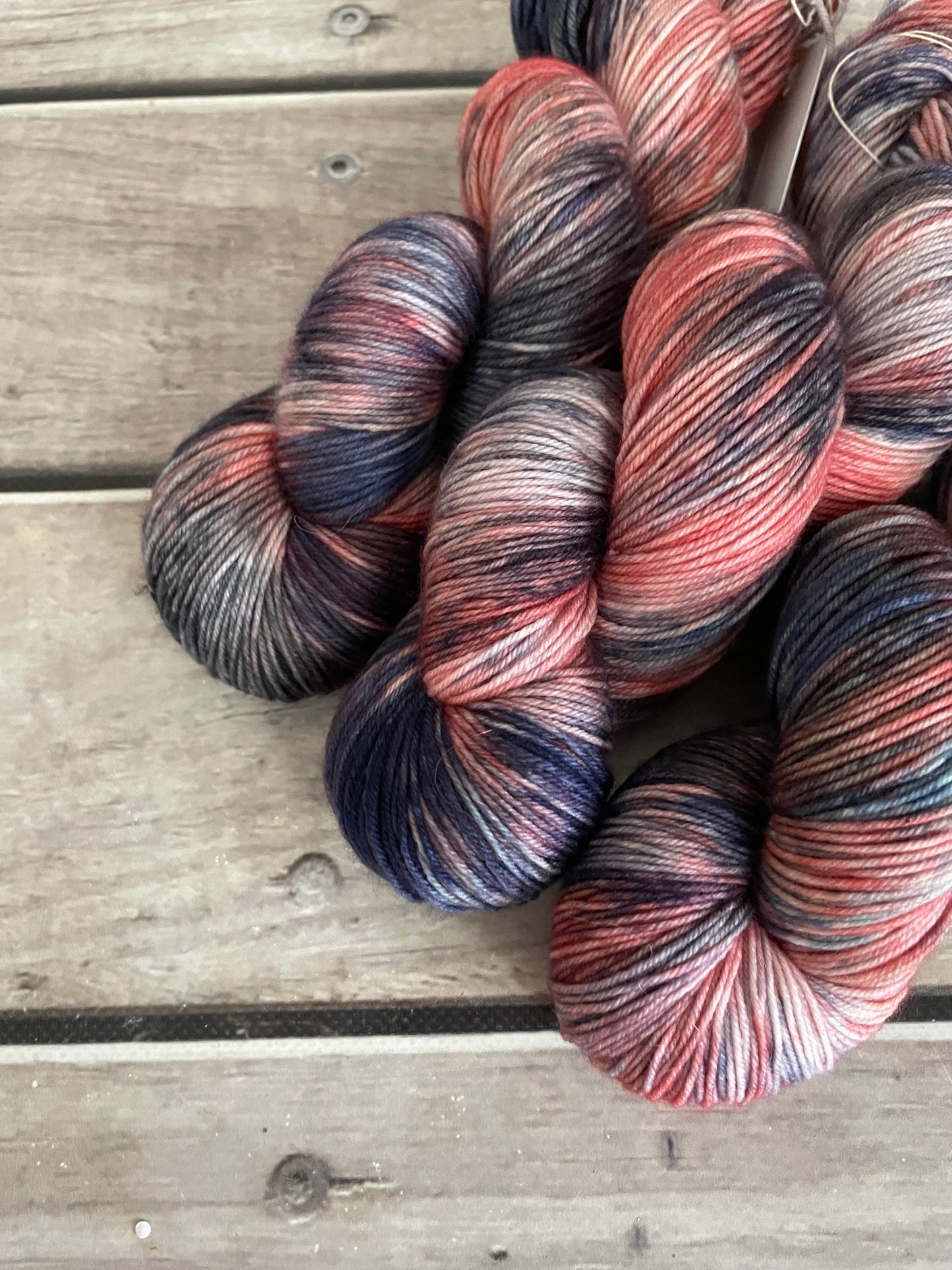 School's Out ooak - sock yarn in merino and nylon - Darjeeling 4
