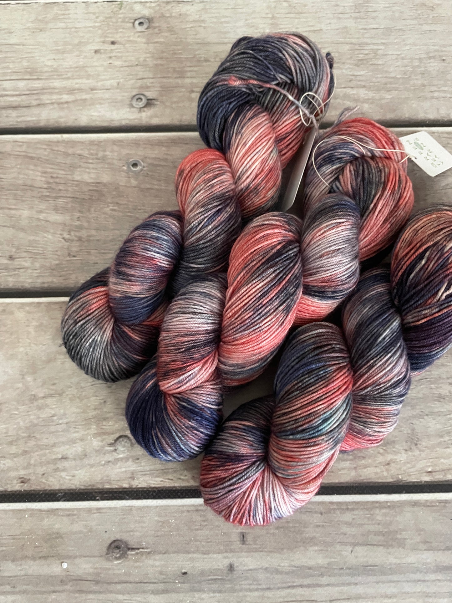 School's Out ooak - sock yarn in merino and nylon - Darjeeling 4