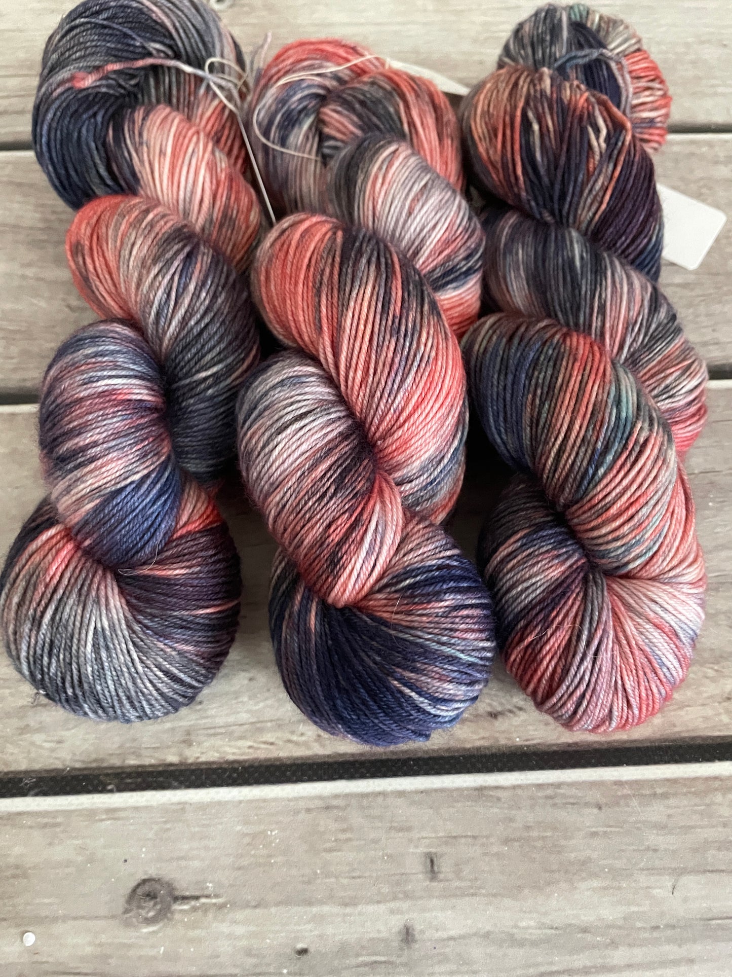 School's Out ooak - sock yarn in merino and nylon - Darjeeling 4