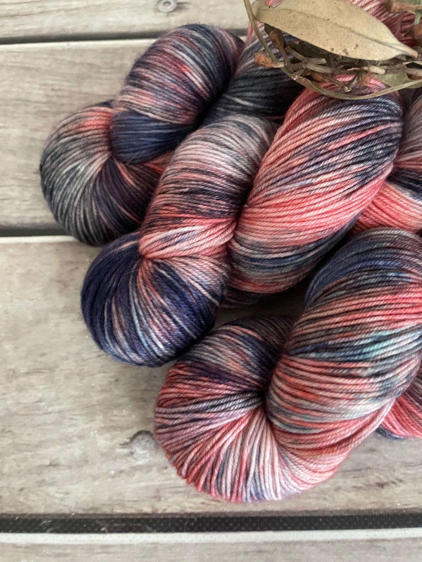 School's Out ooak - sock yarn in merino and nylon - Darjeeling 4