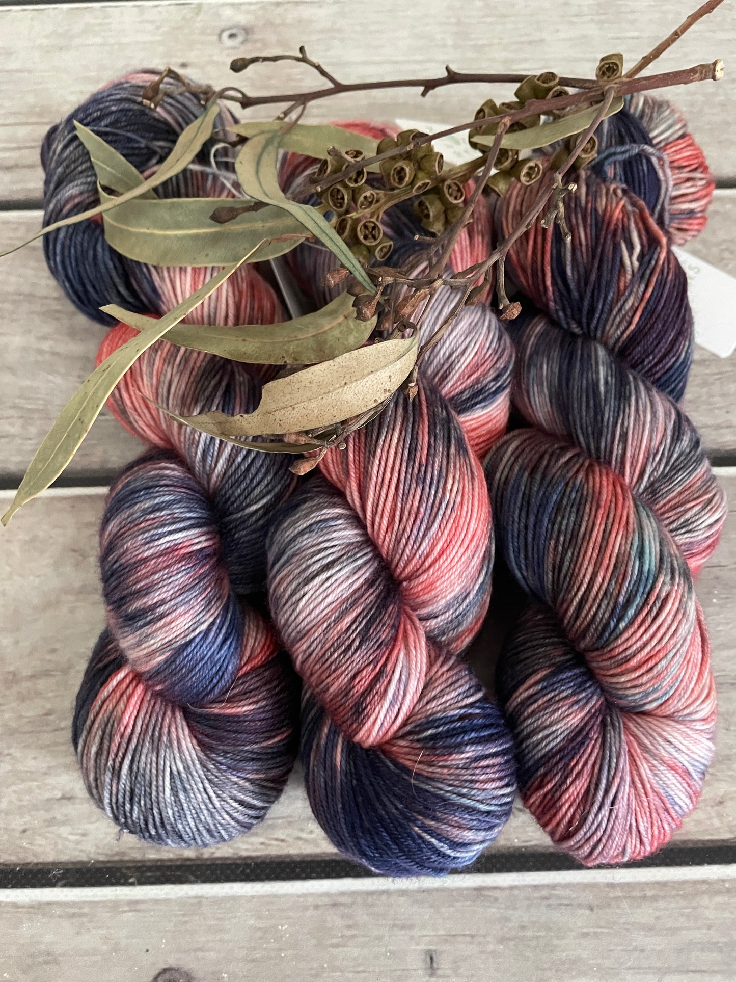 School's Out ooak - sock yarn in merino and nylon - Darjeeling 4