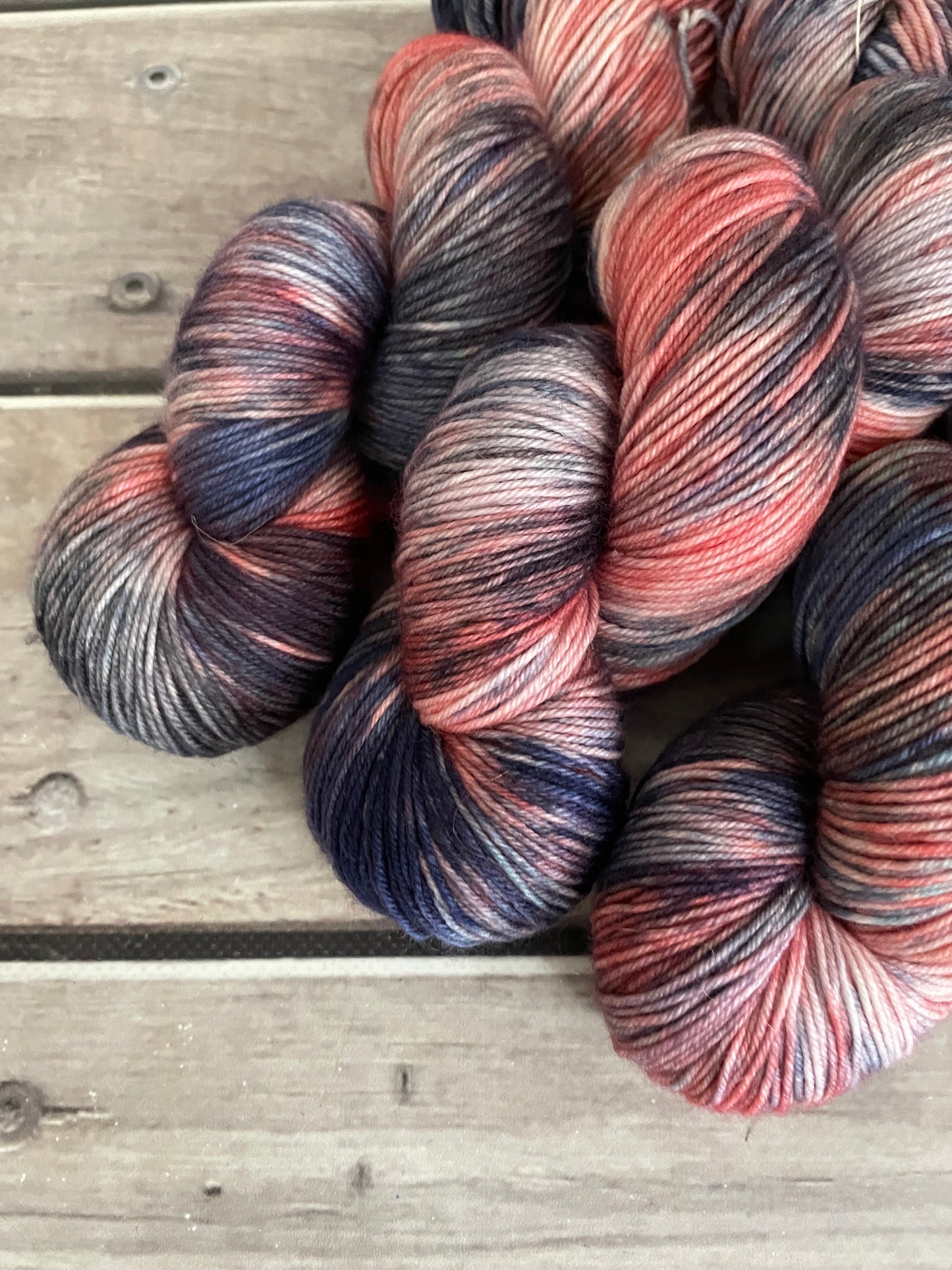 School's Out ooak - sock yarn in merino and nylon - Darjeeling 4