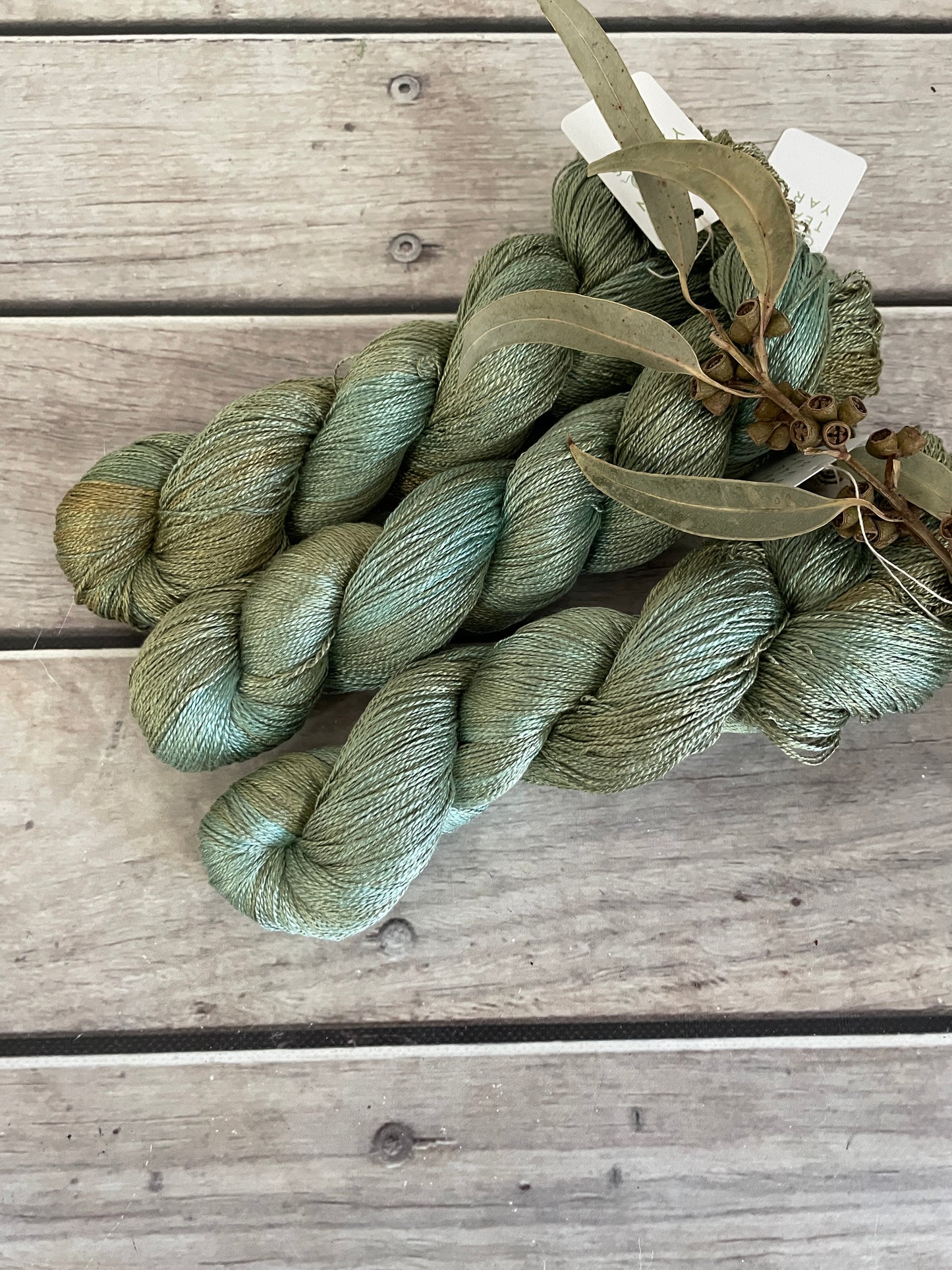 Sea Green - 3 ply pure silk yarn - Ginseng hl
