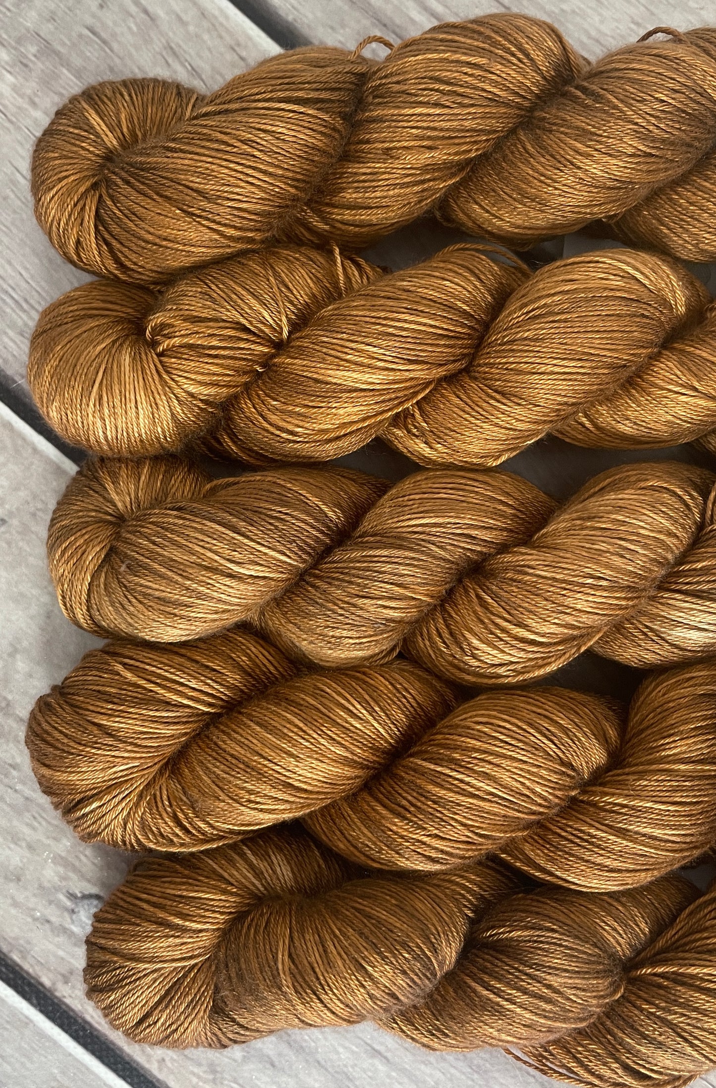 Bronze - 4 ply in Mulberry silk - Pekoe 4