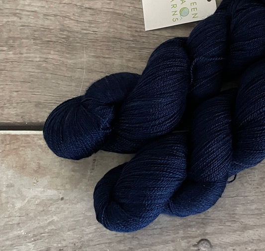 Midnight in Paradise- Merino/silk - 2 Ply - Jasmin