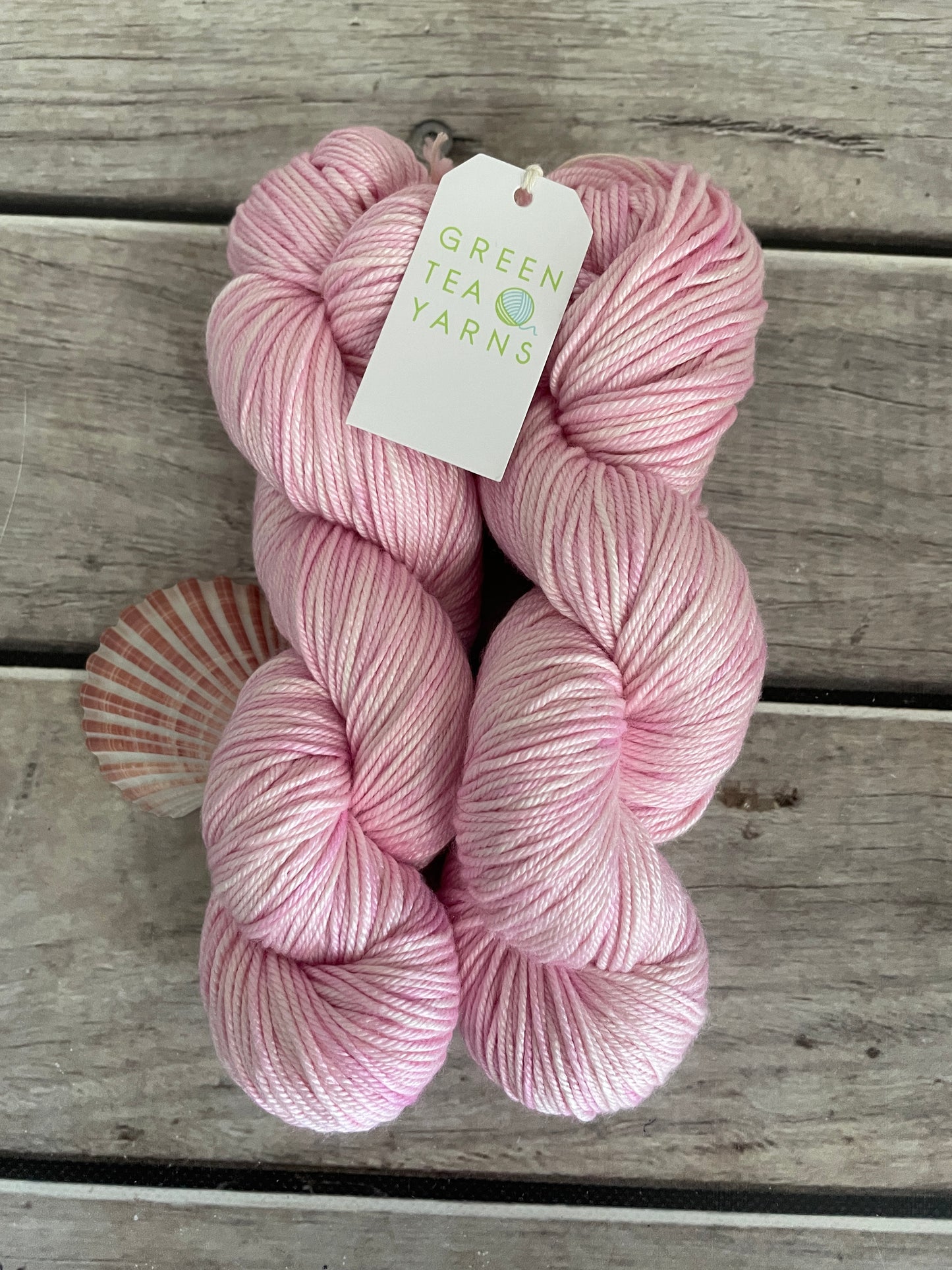 Pale Dragon - merino/silk - Jasmin DK