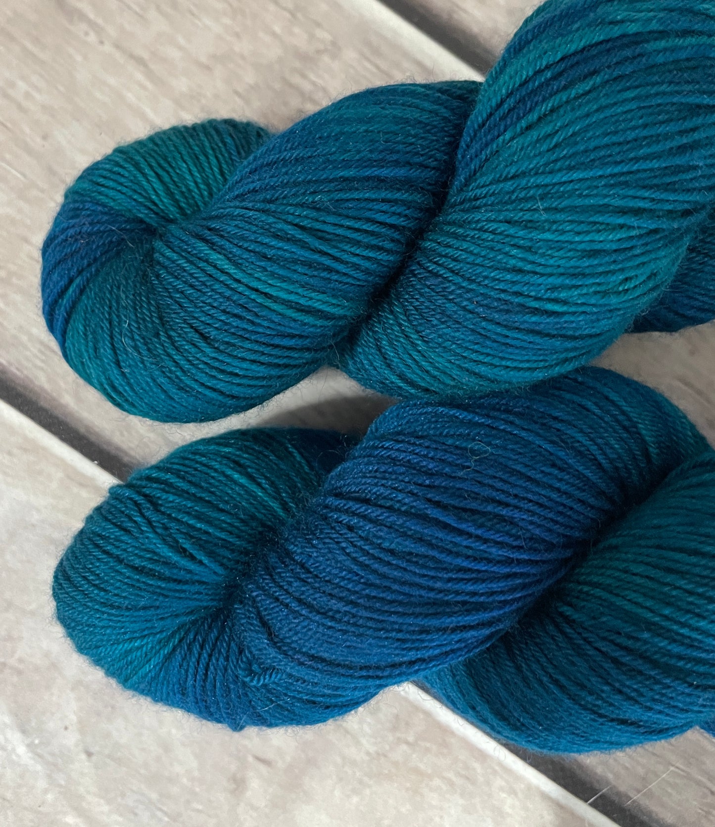 Trad Wife - 4 ply merino/nylon sock yarn - Darjeeling f
