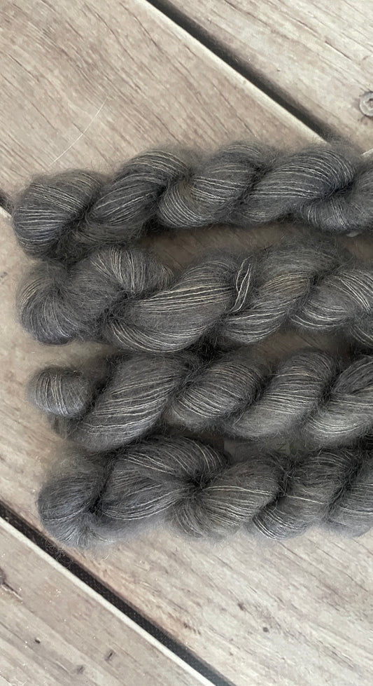 May's Grey - on Shui Yun mini 20gms - silk/mohair - lace weight, 2 ply