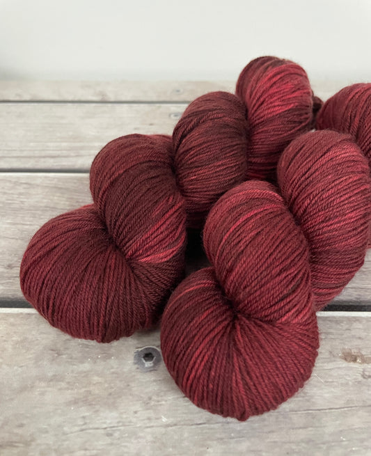 Slow Fashion - 4 ply merino/nylon sock yarn - Darjeeling f