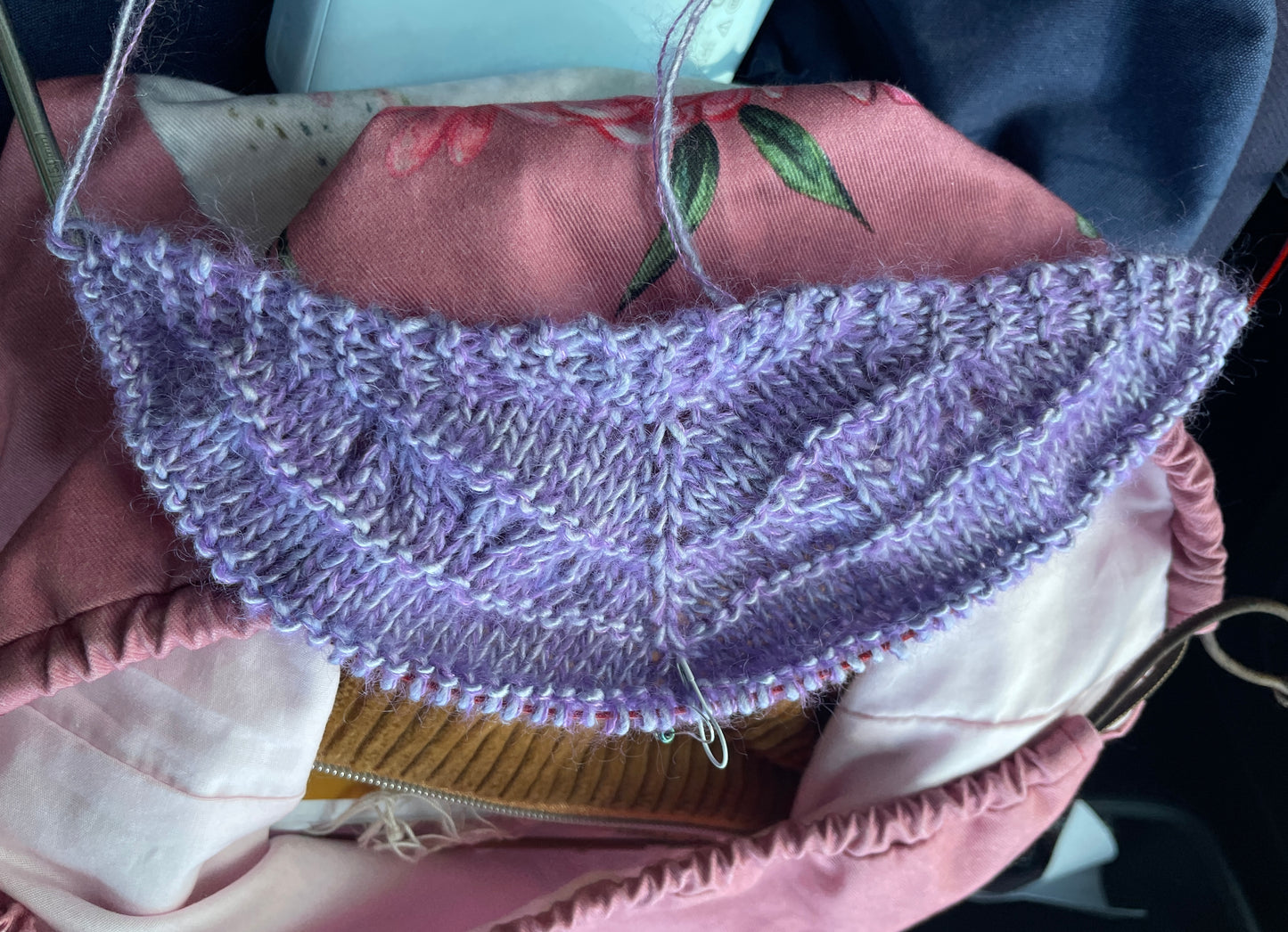 Whispers fade in mini skeins - Shui Yun