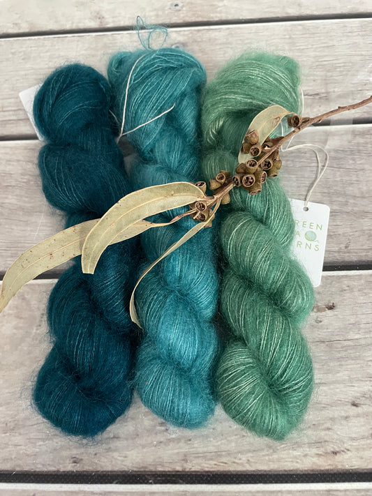 The Phoenix Tail - Silk/Mohair - 2 ply - Shui Yun