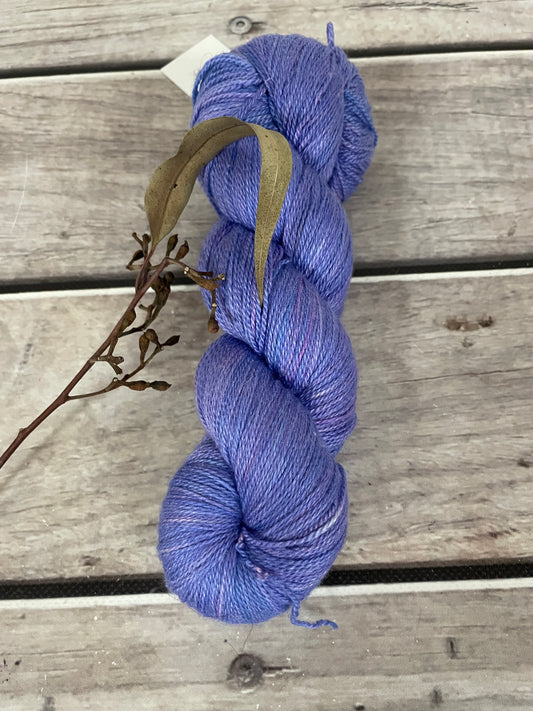 Tinkerbell ooak - 2 ply in Mulberry silk and BFL