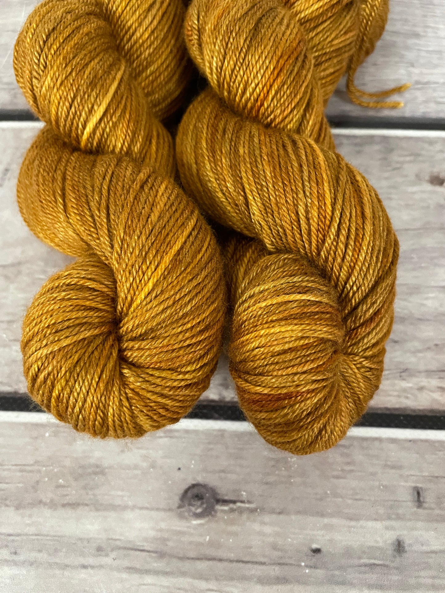 Ming Tile - merino/silk - Jasmin DK