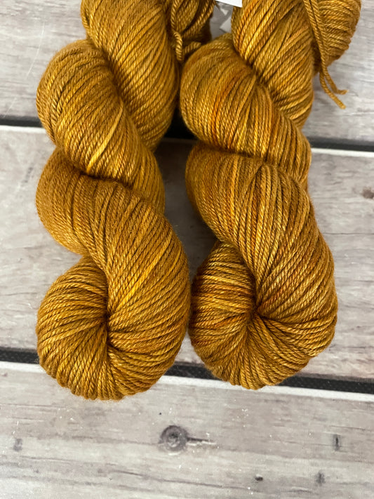 Ming Tile - merino/silk - Jasmin DK