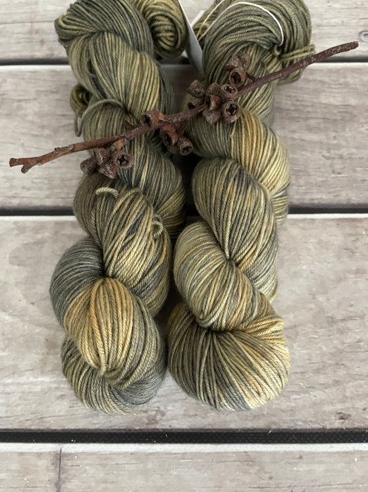 Old Gold - Darjeeling sock yarn - 4 ply