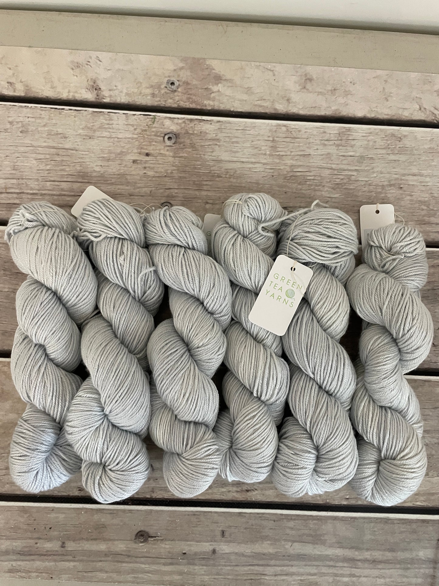 Silver Cloud - Jasmine 8 yarn - 8 ply