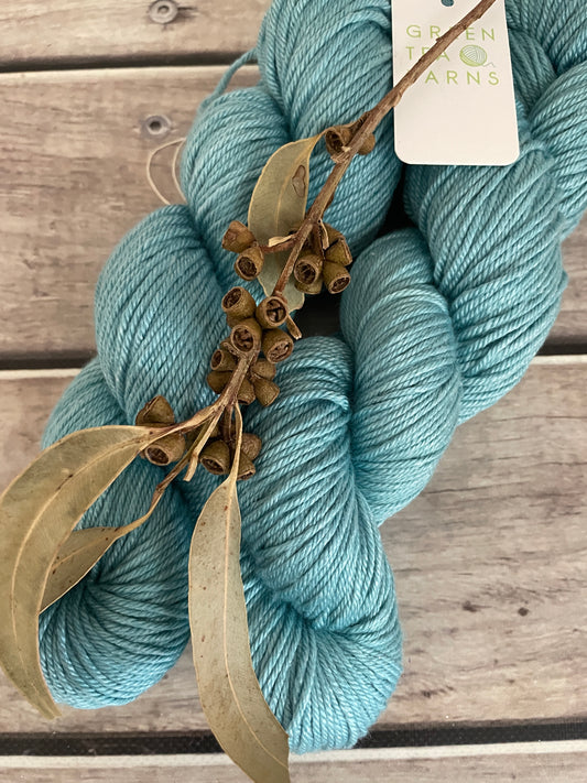 Calm Seas - Jasmine 8 yarn - 8 ply