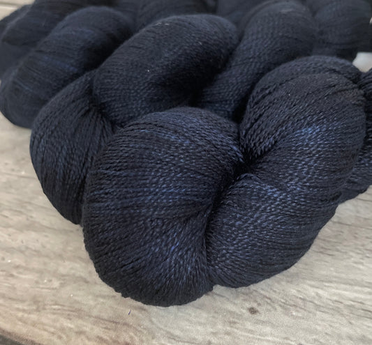 Midnight - 4 ply in Mulberry silk - Ginseng f