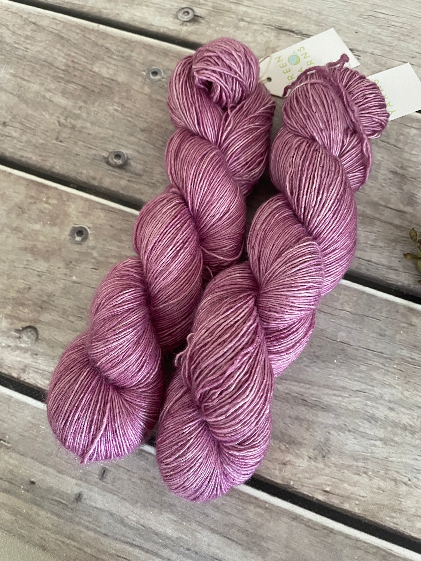 Tea Rose - 4 ply in Mulberry silk and Merino singles yarn - Osmanthus