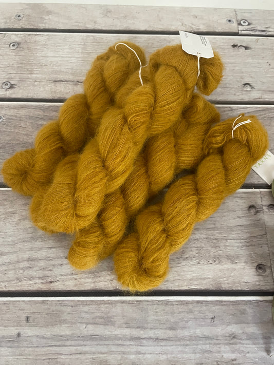 Ming Tile - 2 ply Suri/merino fluff - Rosemary