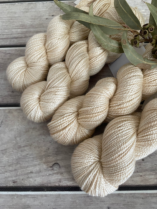 Pale Gold - 8 ply silk and merino - White Cloud DK