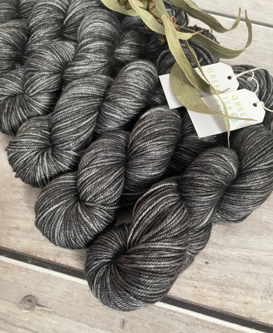 Fallen Ashes - Jasmin DK