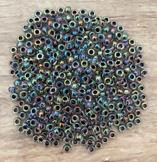 Miyuki 6 - Noir lined crystal AB