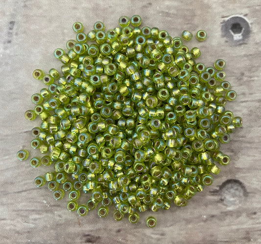 Miyuki 6 - silver lined Chartreuse AB