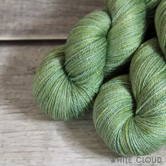 Matcha Green - 4 ply in silk and merino - White Cloud