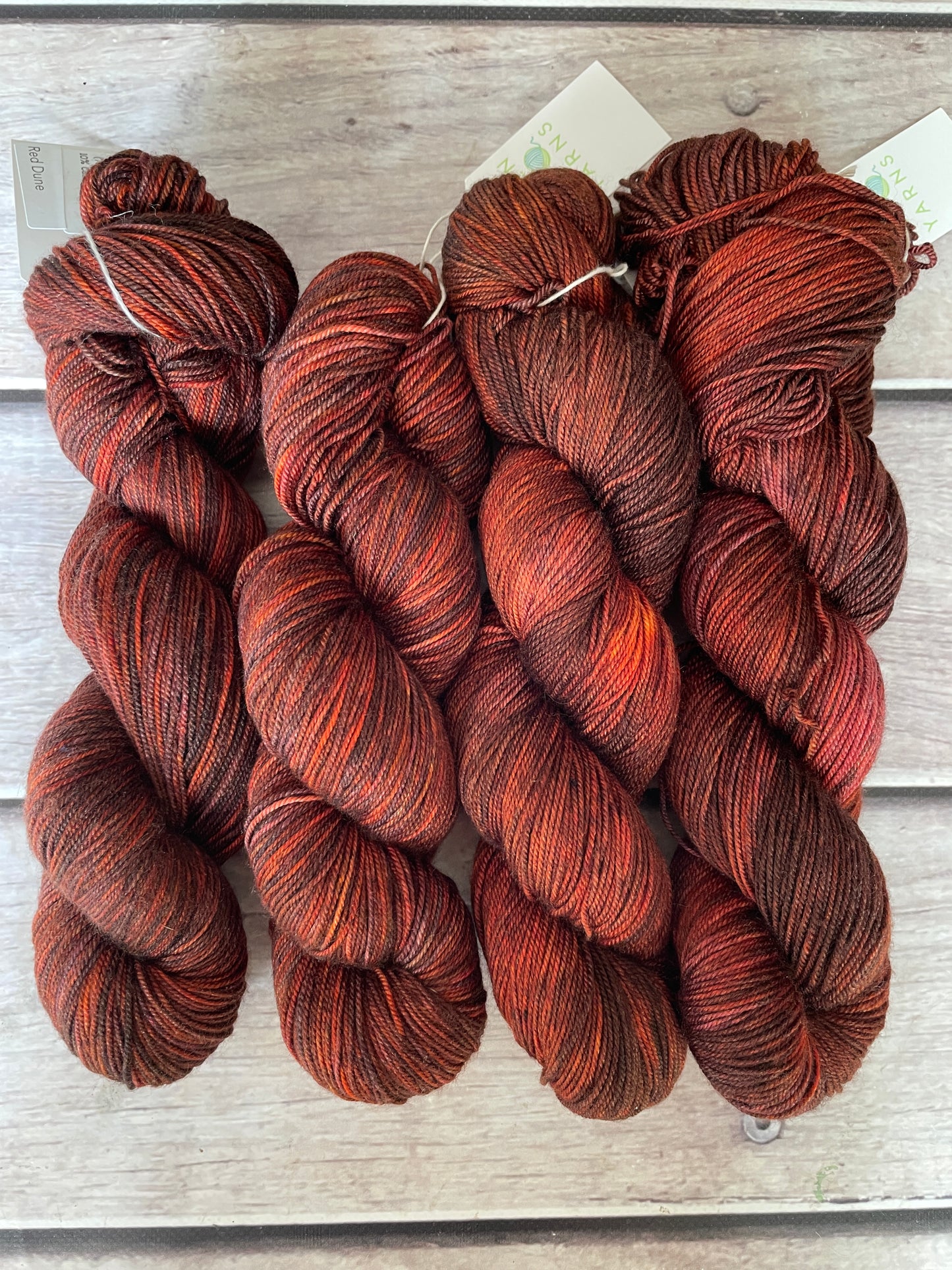 Red Dune - 4 ply silk / merino / cashmere - Assam