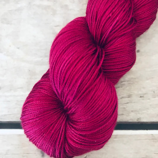 Bush Berries - 4 ply in Mulberry silk - Pekoe f